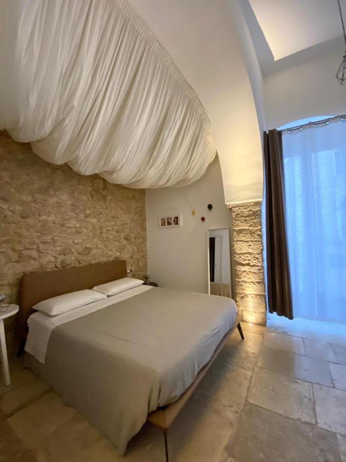 Altrelli Rooms Corato Bagian luar foto