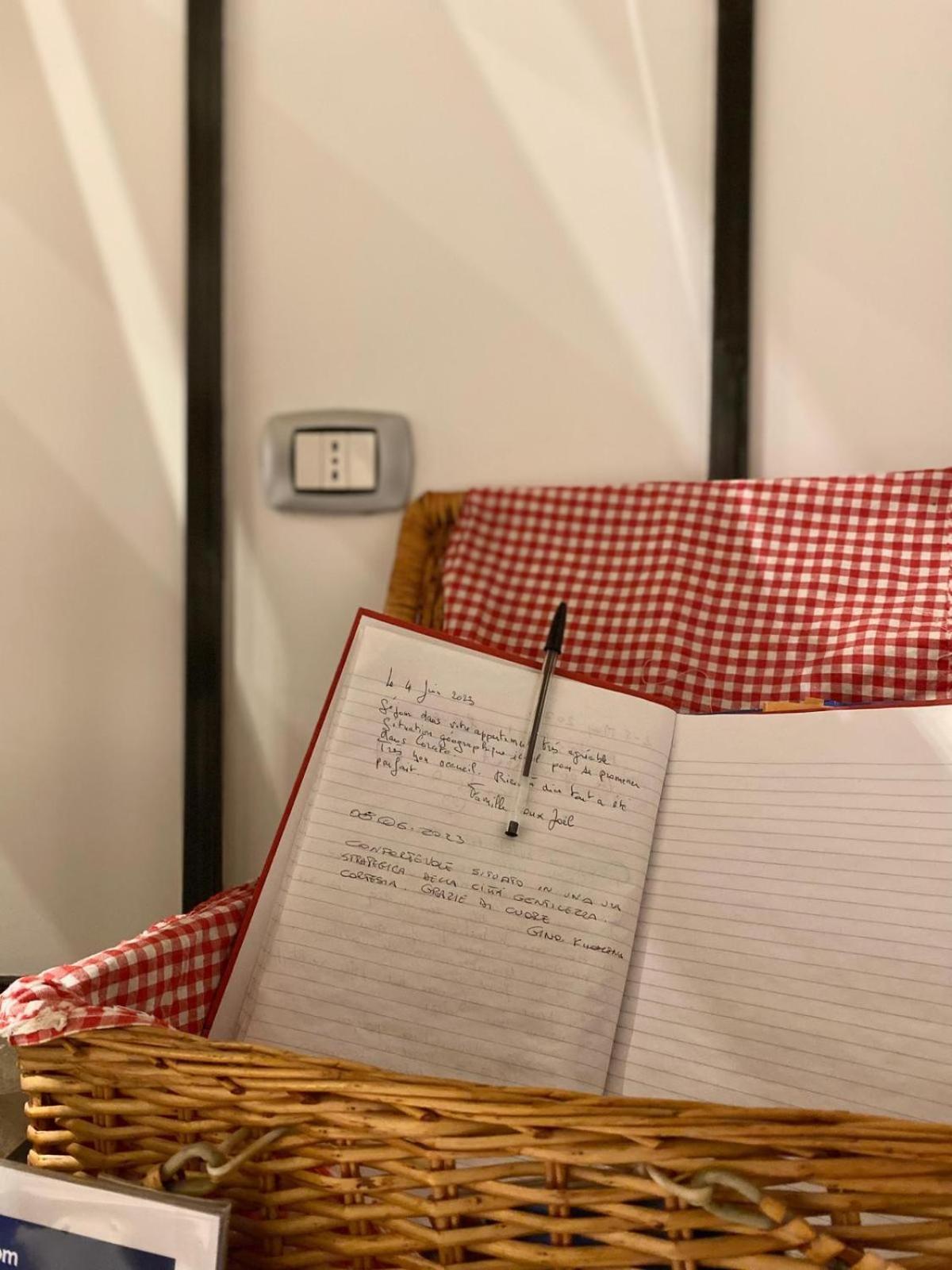 Altrelli Rooms Corato Bagian luar foto